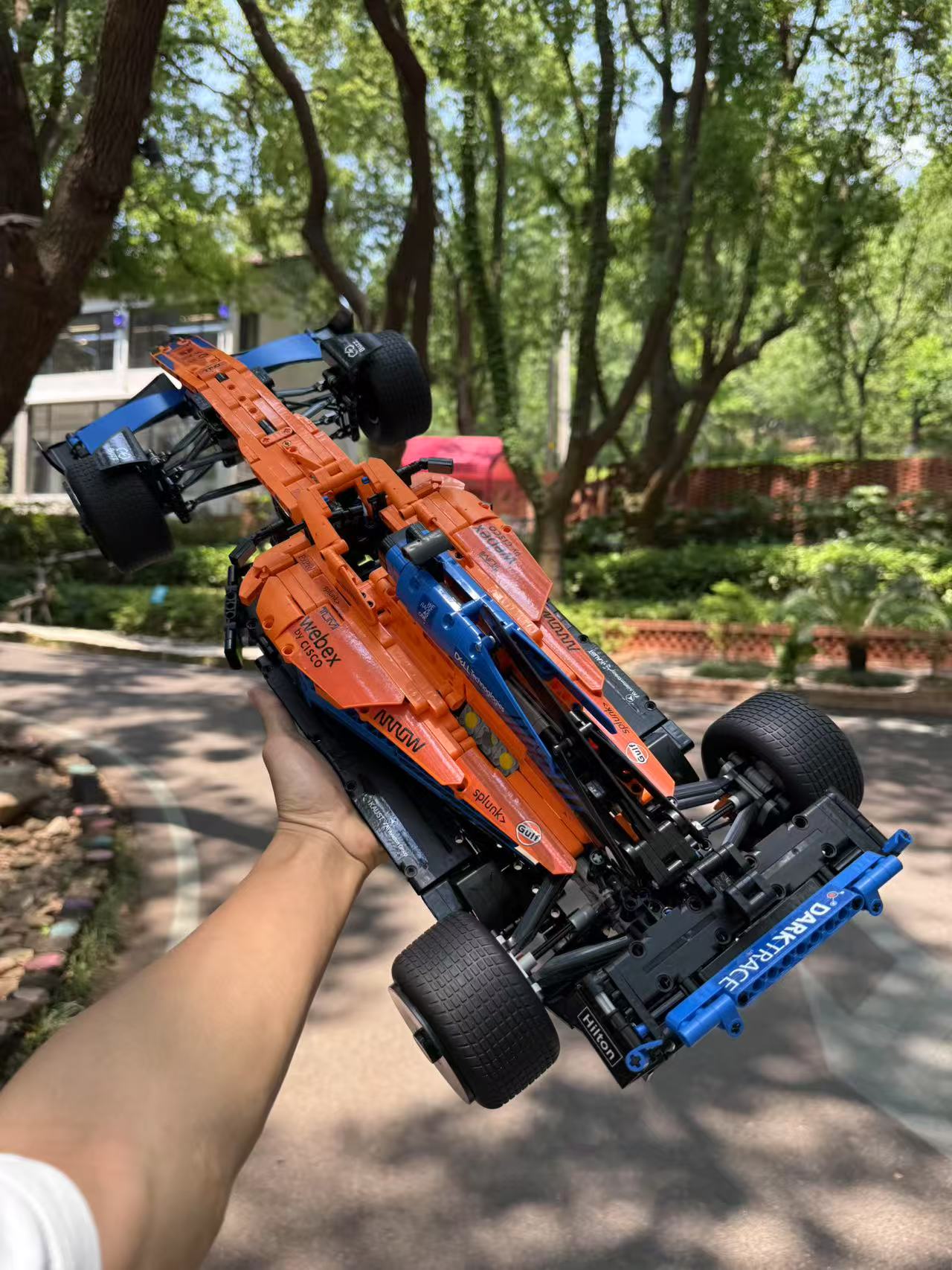 LEGO Technic McLaren Formula 1 - Vendors